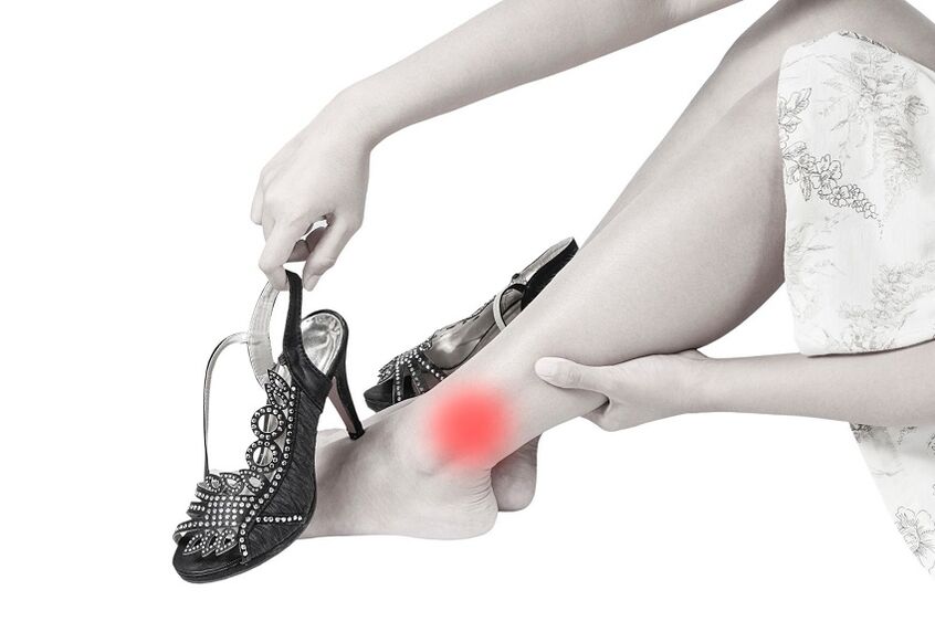 болка во зглобот на глуждот поради артроза